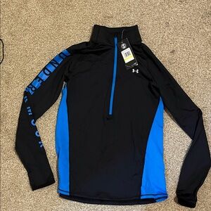 Under Armour women’s Black and Blue cold gear 1/4 zip